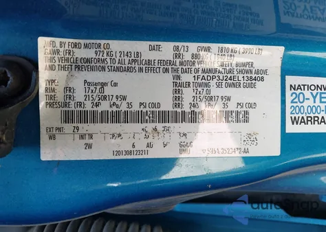 2014 Ford Focus Titanium z USA, uszkodzony, nr VIN 1FADP3J24EL138408